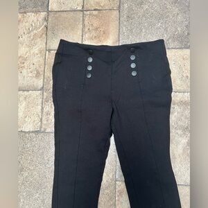 NWOT Sono by Cavalini Black High-Waisted Pants with Button Detail skinny Leg